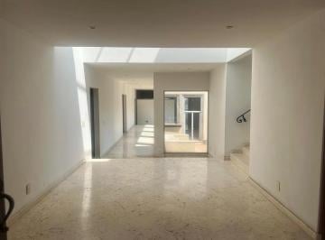 Casa de 5 habitaciones, Miguel Hidalgo · Ventade Hermosa Casa de 5 Recamaras en Bosque de Las Lomas