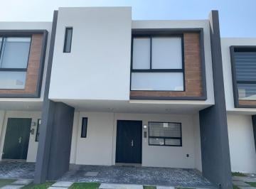 Casa en condominio de 3 habitaciones, Toluca · Casa Amueblada en Renta en Aurea Toluca