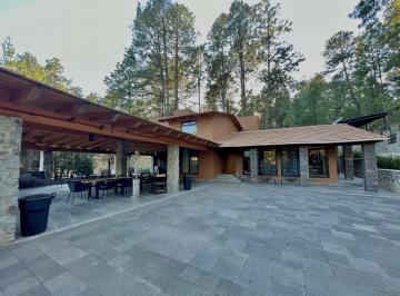 Casa de 4 habitaciones, Juanacatlán · Cabaña de Lujo en Tapalpa