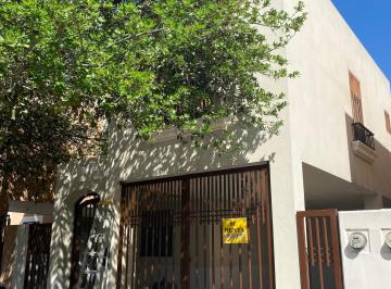 Casa de 3 habitaciones, General Escobedo · Casa con Cocina, Minisplits, Closets y Boiler