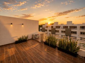 Casa de 3 habitaciones, Solidaridad · Casa de 3 Recámaras con Rooftop Privado y Paneles Solares en Playa del Carmen