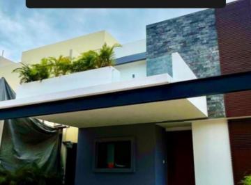 Casa · 291m² · 4 Recámaras · 5 Estacionamientos · Casa Residencial Via Cumbres Cancun