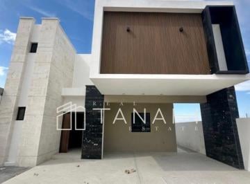 Casa de 4 habitaciones, Saltillo · Estrena Casa de 4 Rec en Hacienda El Milagro