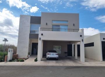 Casa de 4 habitaciones, Hermosillo · Casa en Monterosa Residencial