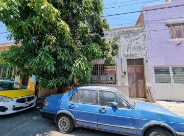 Terreno / Lote , Guadalajara · Terreno en Venta Colonia La Perla Guadalajara Jalisco 4 Calles de Calzada Independencia