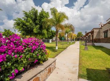 Terreno comercial de 15 habitaciones, Ezequiel Montes · Venta de Terreno con 15 Villas de Hospedaje en Bernal Queretaro