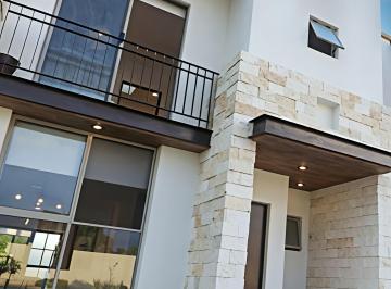 Casa en condominio de 3 habitaciones, León · Casa en Venta en Capellanía Residencial | Excelente Ubicación y Espacios Amplios