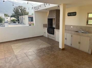 Casa de 3 habitaciones, San Pedro Garza García · Casa en Venta en Fuentes del Valle, Recamaras a 3 Escalones de Planta Baja.