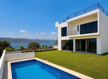 Casa de 4 habitaciones, Jojutla · Casa Nueva con Vista Al Lago en Tequesquitengo Alberca Privada y Roof Garden