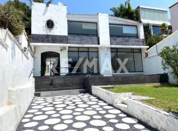 Casa · 240m² · 4 Recámaras · 2 Estacionamientos · Casa en Venta en Lomas de Tecamachalco - (4)