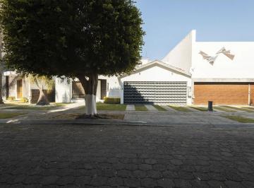 Casa de 3 habitaciones, Puebla · Hermosa Casa en Venta en Residencial Puerta de Hiero Puebla