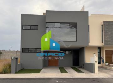 Casa · 3 Recámaras · 2 Estacionamientos · Casa - Codominio Zen Life Residencial II