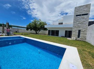Casa de 3 habitaciones, Yautepec · Excelente Casa con Terreno Grande