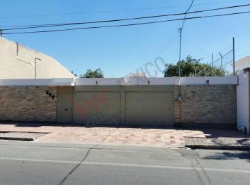 N/A · Casa en Venta de Una Planta en San Isidro, Torreón - 528 m² y 4 Recámaras