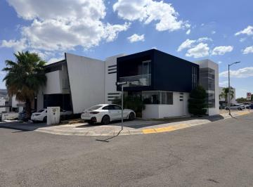 Casa · 180m² · 3 Recámaras · 2 Estacionamientos · Casa - Zen House II