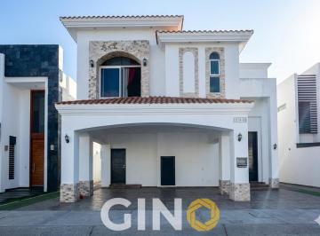 Casa · 344m² · 4 Recámaras · 3 Estacionamientos · Casa en Venta en El Cid Mazatlán