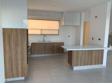 Casa en condominio de 3 habitaciones, Querétaro · Se Renta Casa Amplia en Queretaro Juriquilla Vig. 24/7 Alberca, Salon de Eventos