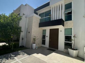 Casa en condominio de 4 habitaciones, Puebla · Casa en Renta La Cementera Puebla