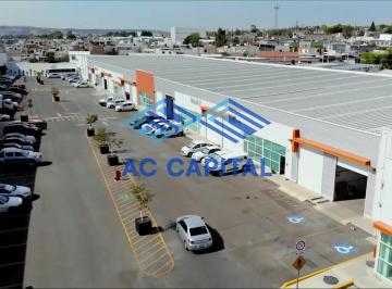 Bodega comercial · 300m² · 3 Estacionamientos · Renta Bodega 300 m² Jgn Sendero | Seguridad 24/7 | Business Center