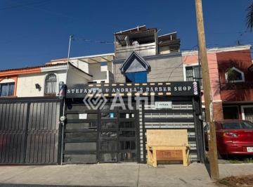 Casa de 10 habitaciones, Zapopan · Casa de Huéspedes El Colli