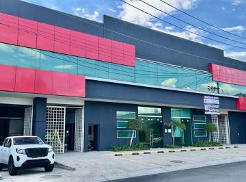 Bodega comercial · 1100m² · 10 Estacionamientos · Bodega en Renta Dentro de City Park
