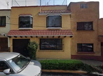 Casa de 4 habitaciones, Alvaro Obregón · Venta de Casa en Molino de Rosas Alvaro Obregon Ciudad de Mexico