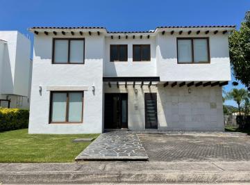 Casa de 4 habitaciones, Emiliano Zapata · Villa en Venta Paraíso Country Club, Emiliano Zapata, Morelos