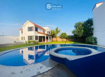 Casa de 3 habitaciones, Yautepec · Bonita Casa de 2 Níveles en Yautepec Morelos