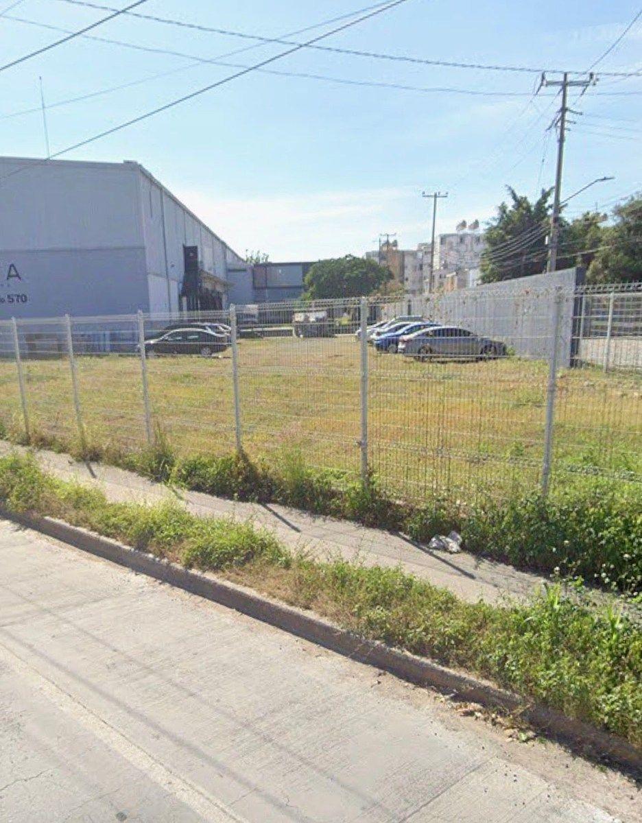Terreno en Renta Sobre Av Revolución