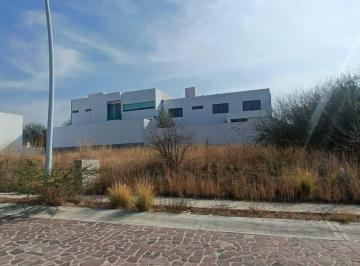 Terreno / Lote · 220m² · Casa - Fraccionamiento Los Encinos