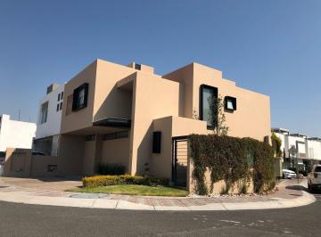 Casa · 220m² · 3 Recámaras · 3 Estacionamientos · Casa - La Condesa