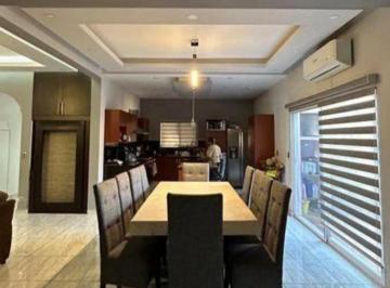 Casa de 4 habitaciones, Tlajomulco de Zúñiga · ¡Remate por Tiempo Limitado! Casa en Villa California Ahorra $1 Mdp del Valor