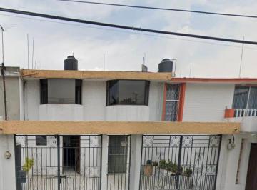 Casa de 5 habitaciones, Tlalnepantla de Baz · Hermosa Casa, Excelente Ubicacion en Tlalnepantla de Baz, Excelente precio¡Alta Plusvalia.
