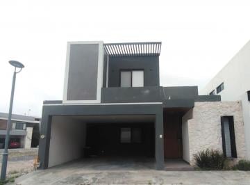 Casa de 3 habitaciones, Saltillo · Casa en Venta | Completamente Amueblada en Saltillo