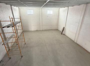 Bodega comercial de 1 habitación, General Escobedo · Bodega en Renta 200 m² ¡Nueva! Zona Escobedo. Carretera a Colombia $32,000