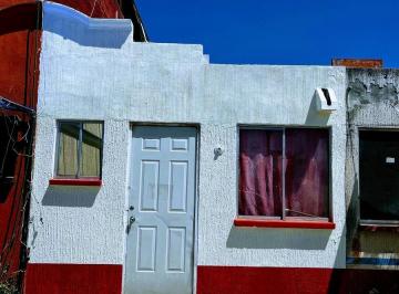 Casa · 40m² · 1 Recámara · 1 Estacionamiento · Casa Recién Remodelada Colinas del Sol