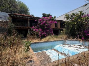 Casa de 4 habitaciones, Cuernavaca · Casa a Precio de Terreno