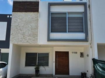 9f0592dfca83ace0e3f63899e02075e2e0aa965b86e1c2c96a88ec9d2520010b · Casa en Venta en El Origen