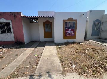 Casa de 1 habitación, Villa de Alvarez · Se Vende Casa Usada en La Reserva a Media Cuadra Escuela Secundaria General Octavio Paz