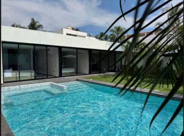 Casa de 4 habitaciones, Cuernavaca · Casa en un Nivel en Vista Hermosa