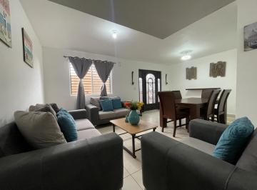 Casa · 122m² · 3 Recámaras · 2 Estacionamientos · Casa en Renta Valle La Rioja, Apodaca N. L.