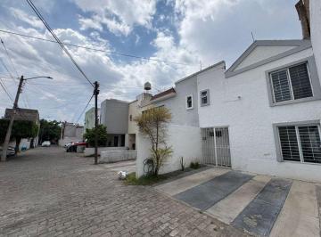 Casa · 165m² · 3 Recámaras · 2 Estacionamientos · Casa en Venta Residencial Moctezuma (Av del Colli a Unas Cuadras del Tianguis del Sol)