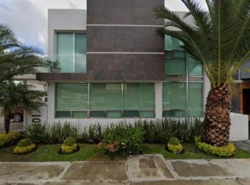 Casa de 3 habitaciones, Querétaro · Se Vende Excelente Casa Col. Cumbres, Juriquilla, Queretaro