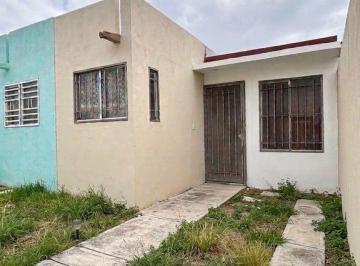 Casa en condominio · 69m² · 2 Recámaras · 1 Estacionamiento · Casa en Venta en Fraccionamiento Las Palmas