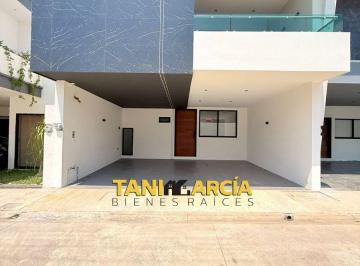 Casa de 3 habitaciones, Fortín · Vendo Bella Casa Nueva en Fraccionamiento Privado en Fortín, Residencia Moderna!
