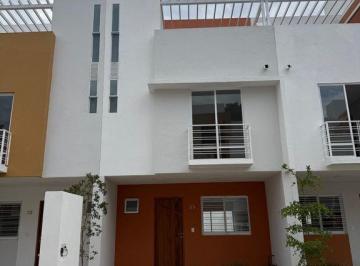 Casa · 200m² · 3 Recámaras · 2 Estacionamientos · Casa en Renta en San Rafael