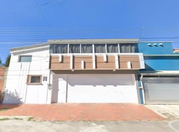 Casa de 4 habitaciones, Puebla · Venta de Casa en Ciudad Satelite, Heroica de Puebla, Puebla