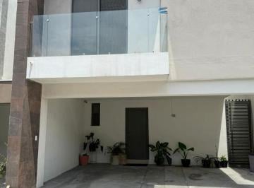 Fachada · Casa Altrysa Sector Viena, Dominio Cumbres en García Nl