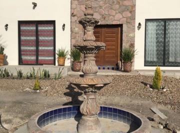 Casa en condominio · 150m² · 2 Recámaras · 5 Estacionamientos · Casa en Condominio de Oportunidad en Venta, San Miguel de Allende