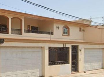 Casa de 6 habitaciones, Culiacán · Venta de Casa en Culiacan, Manaslu 3108, Rincon del Humaya, Sinaloa.
